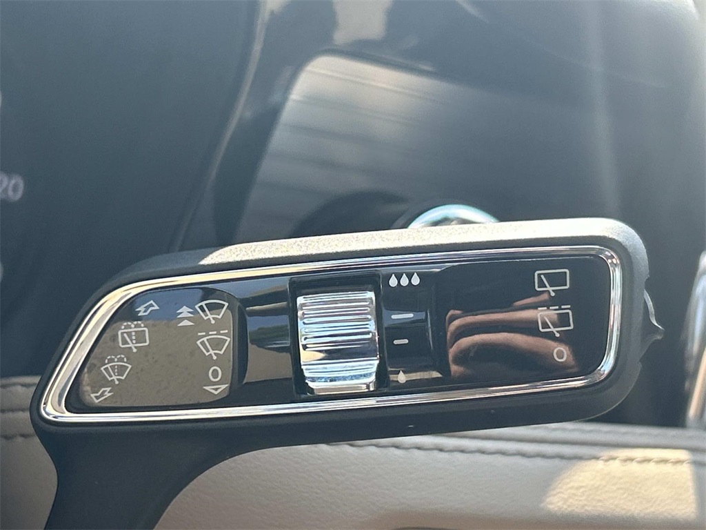 2022 Lincoln Corsair Standard photo 30