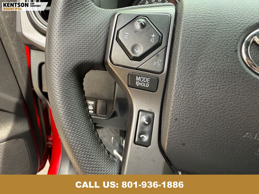 2021 Toyota Tacoma TRD Sport photo 19