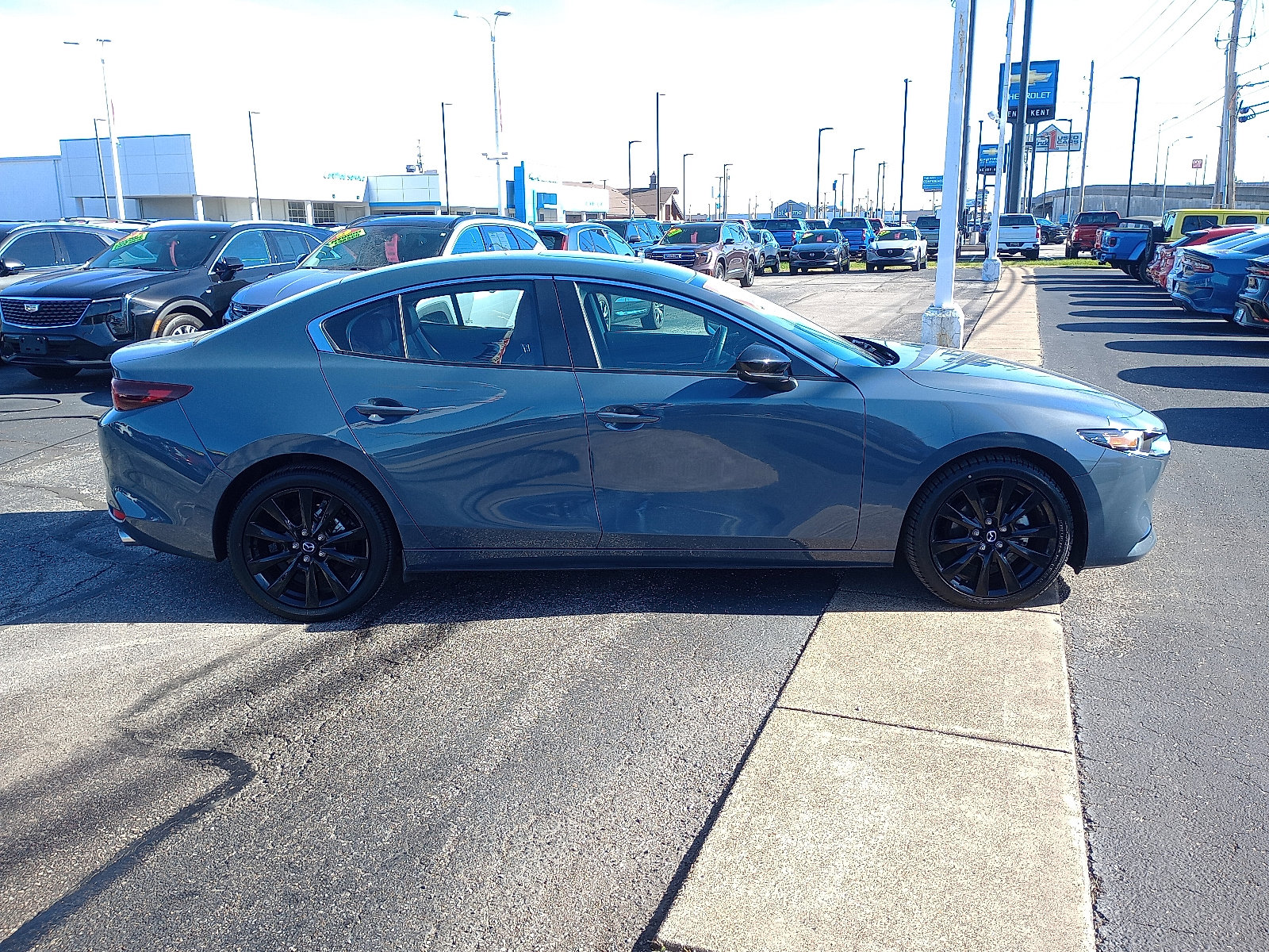 2025 Mazda Mazda3 2.5 s Carbon photo 2