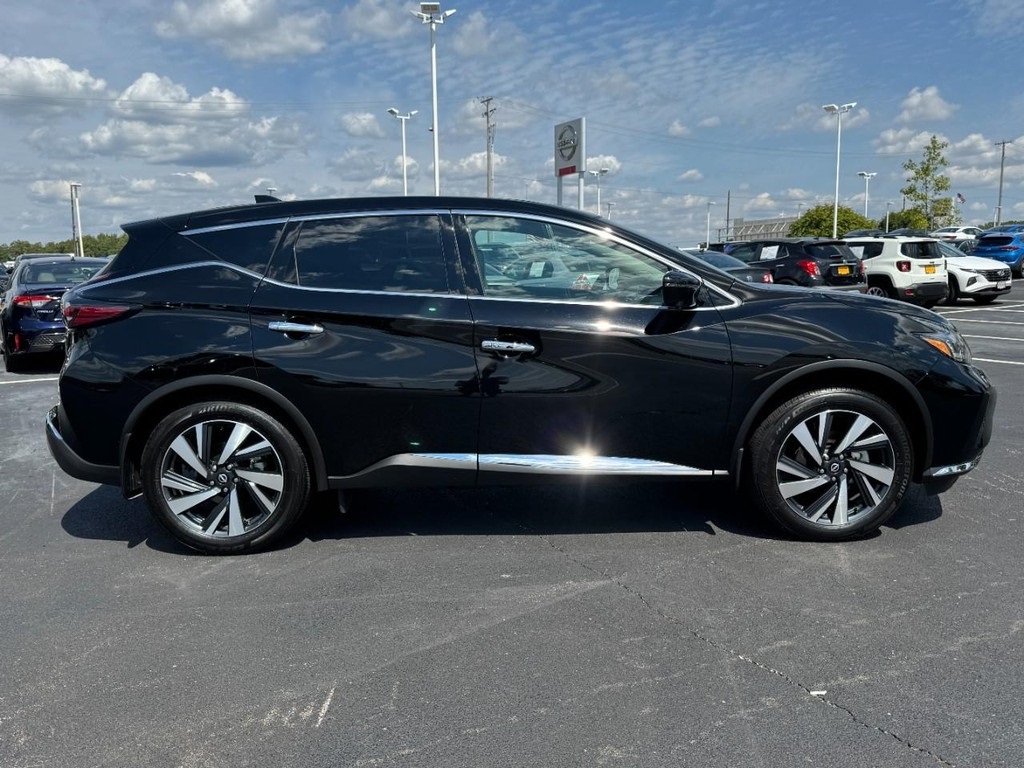 2024 Nissan Murano SL photo 2