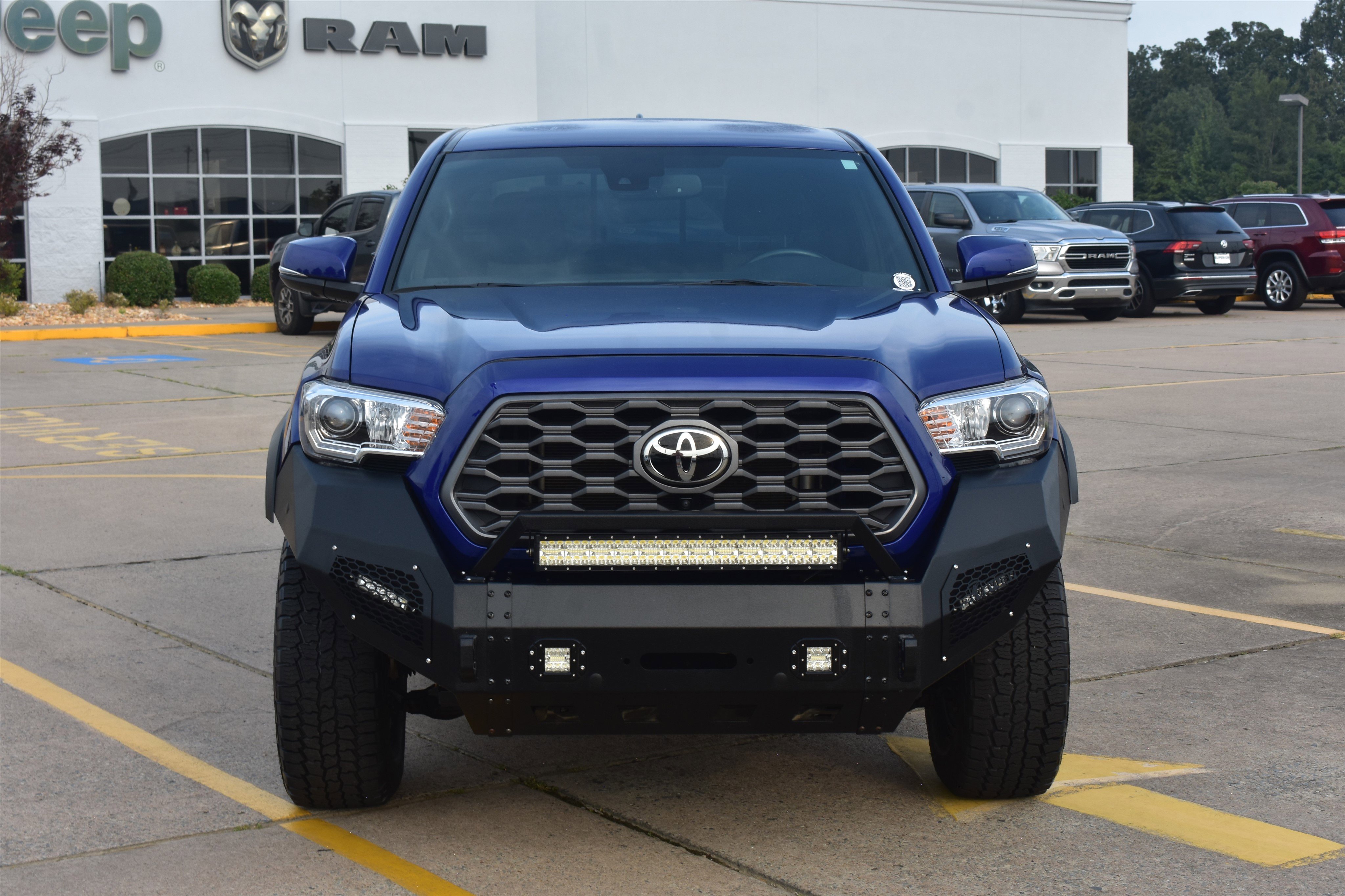 Used 2023 Toyota Tacoma TRD Off Road with VIN 3TMDZ5BN9PM150208 for sale in Little Rock