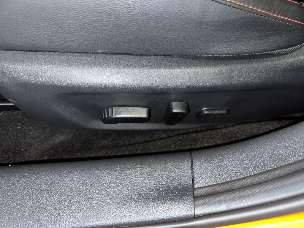 2024 Nissan Sentra SR photo 3