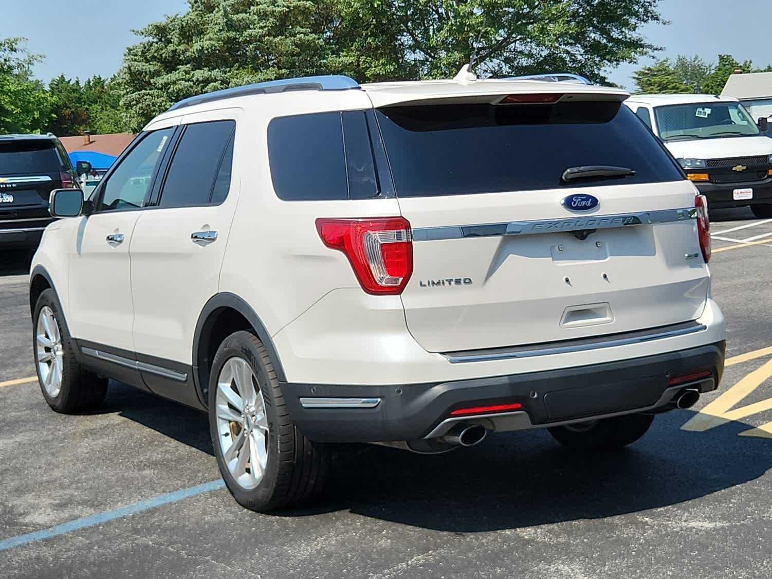 2019 Ford Explorer Limited photo 4