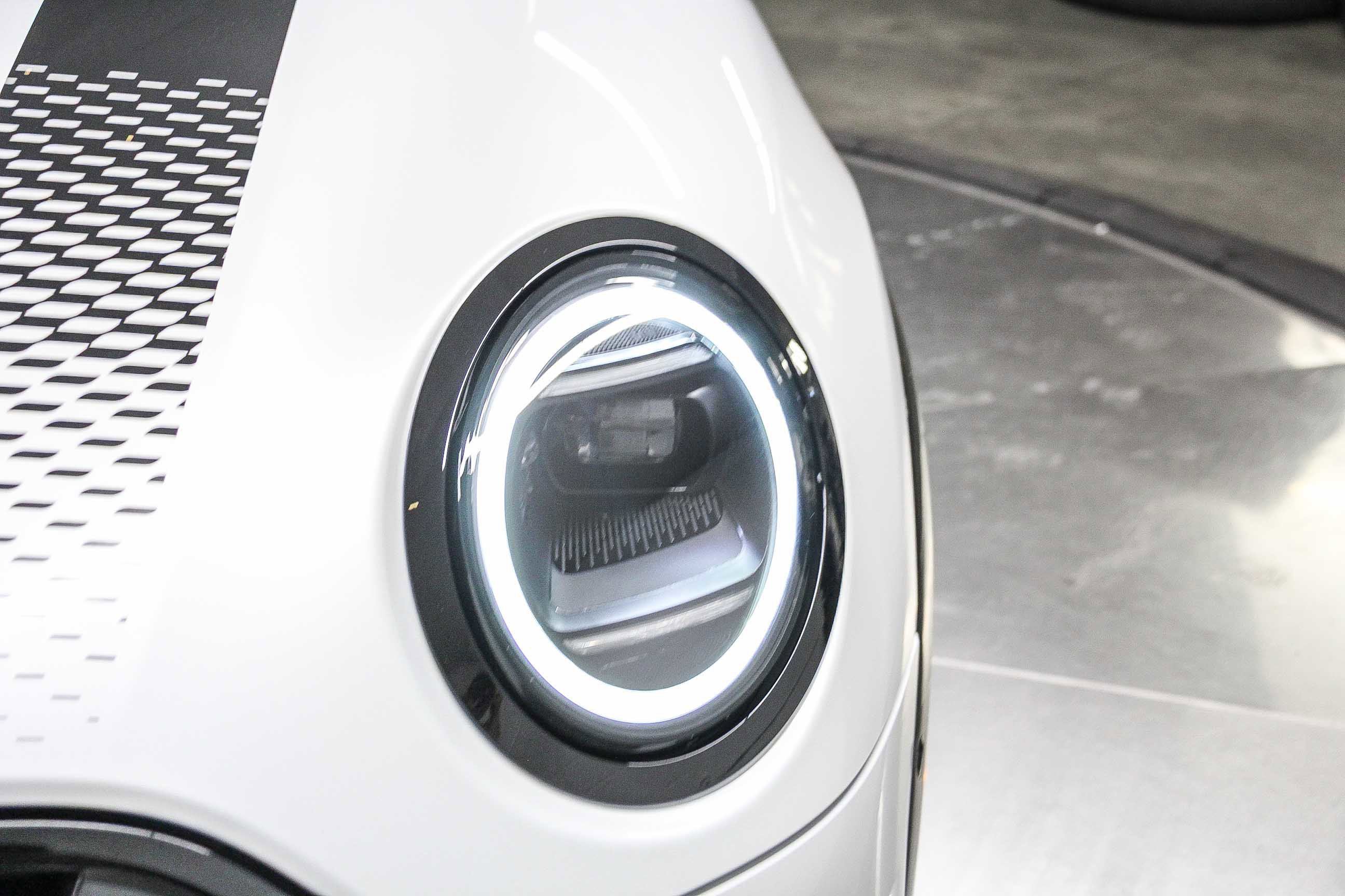2026 Mini Cooper Hardtop S 2 Door Iconic photo 10