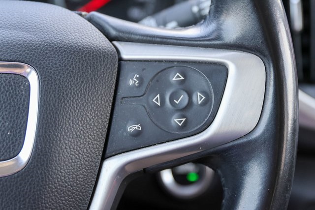 Used 2018 Red GMC Denali image 28