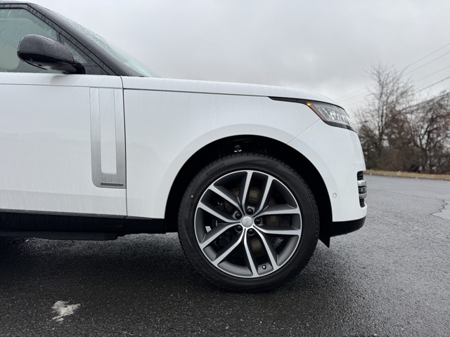 2025 Land Rover Range Rover Autobiography photo 8