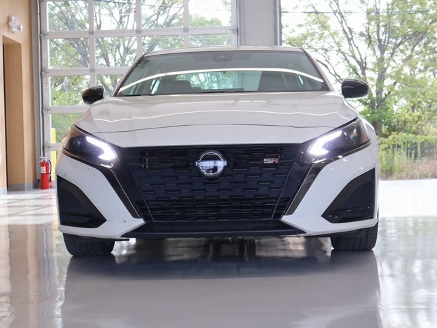 Used 2023 Nissan Altima SR with VIN 1N4BL4CV1PN314550 for sale in Kansas City