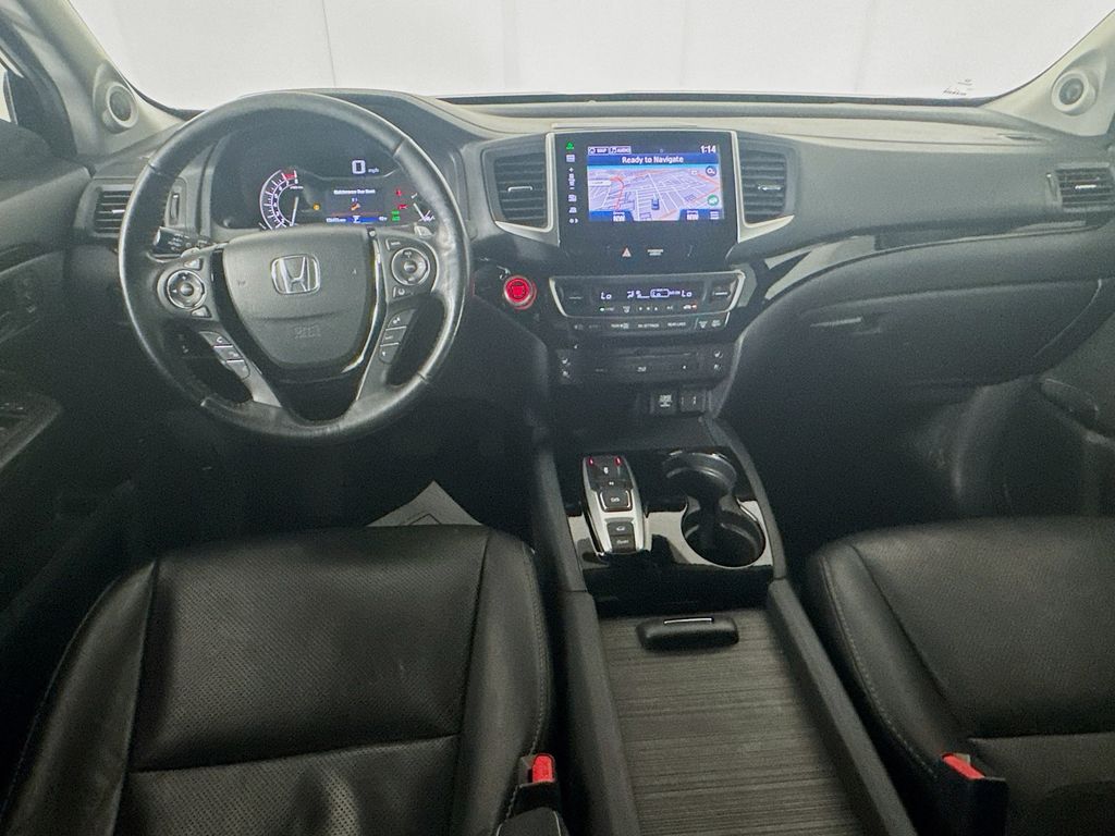 2016 Honda Pilot Elite photo 23