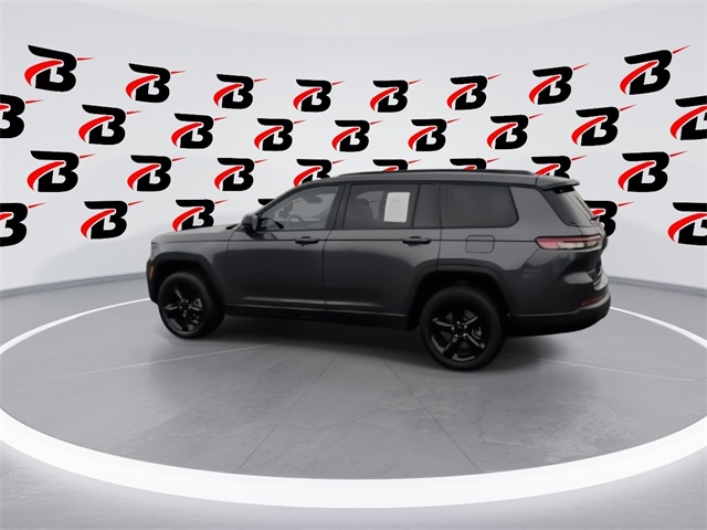 2023 Jeep Grand Cherokee Altitude photo 4