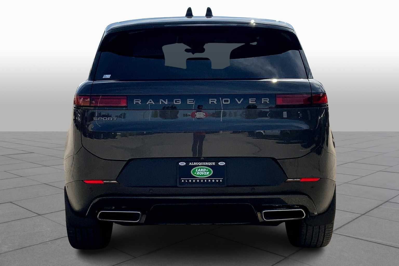 2024 Land Rover Range Rover Sport SE photo 2