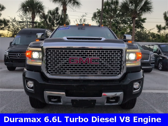 2017 Gmc Sierra Denali photo 3