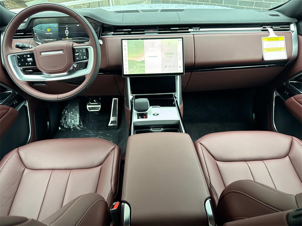 2025 Land Rover Range Rover SE photo 15