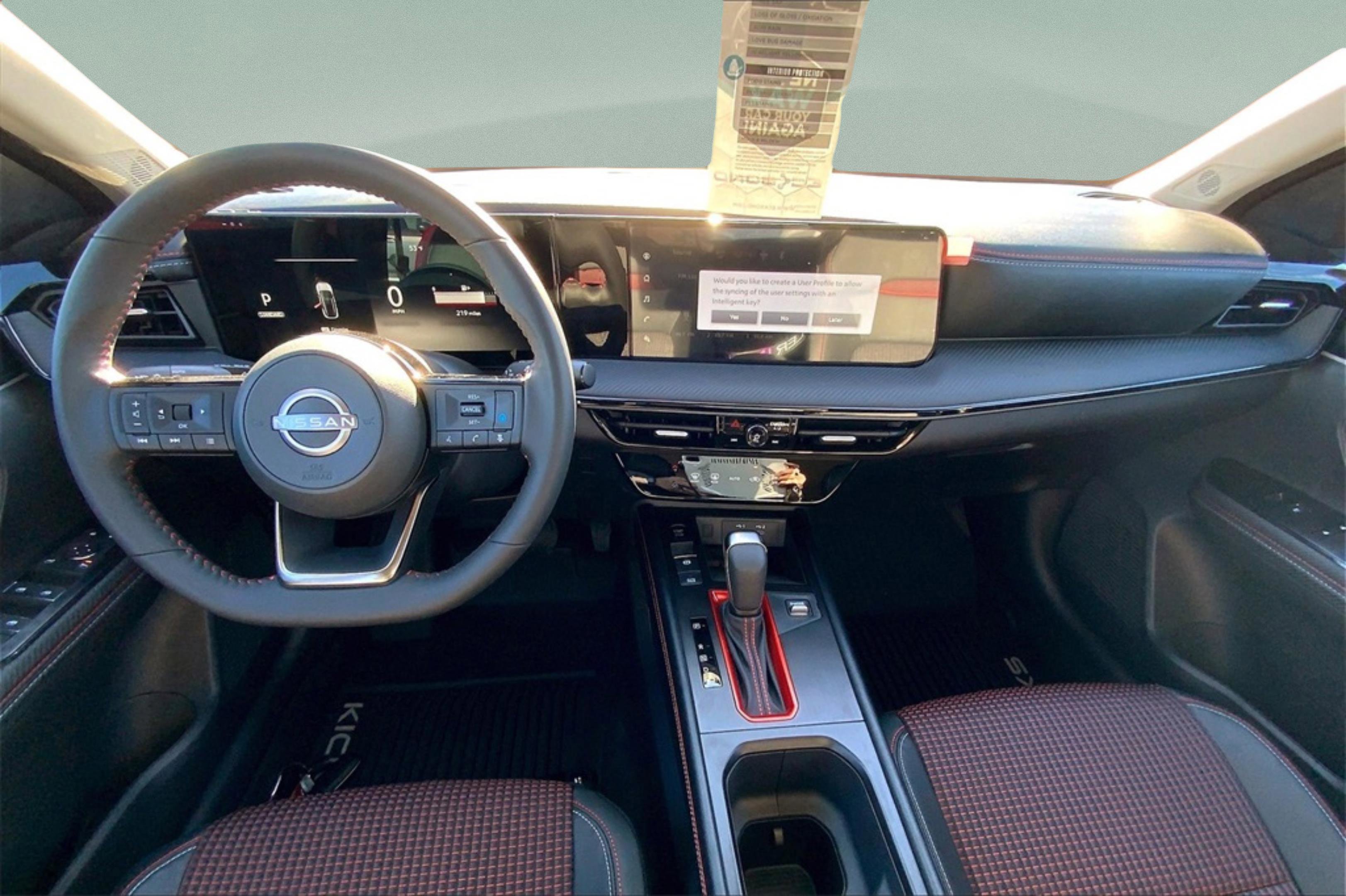 2025 Nissan Kicks SR photo 5