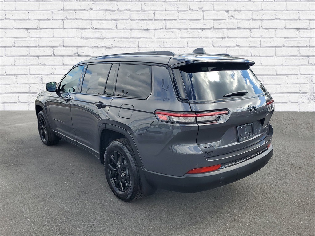 2025 Jeep Grand Cherokee Altitude X photo 3