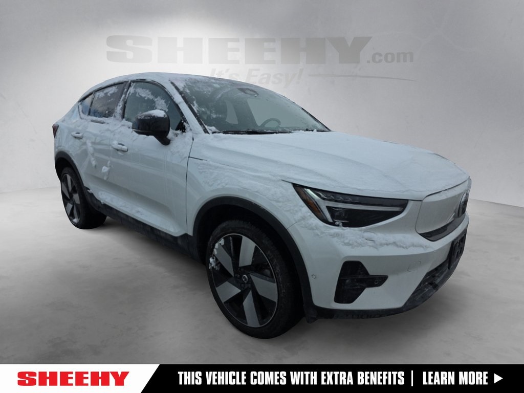 2023 Volvo C40 Ultimate's photo