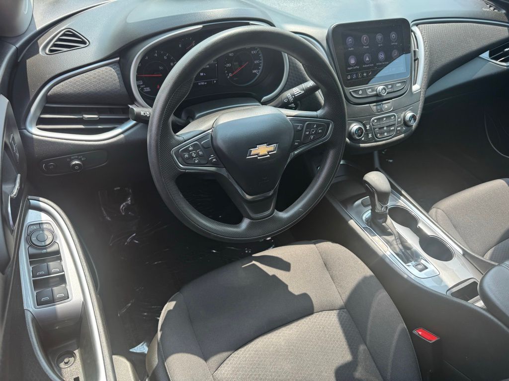 2023 Chevrolet Malibu 1LT photo 18