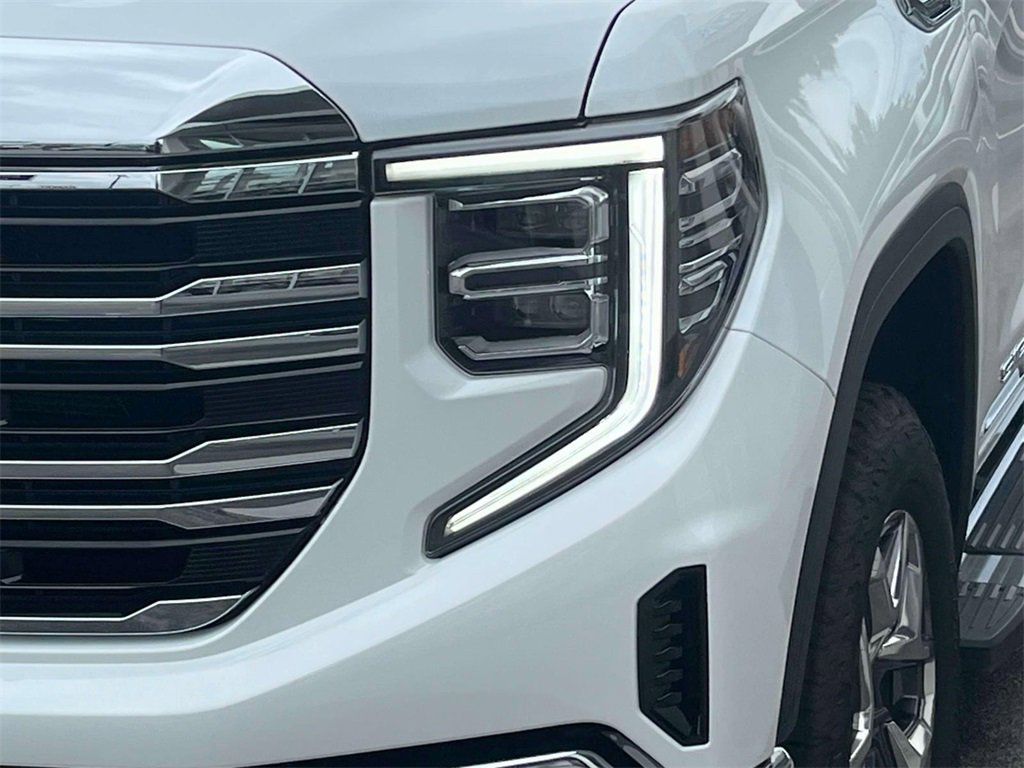 2025 Gmc Sierra 1500 SLT photo 9