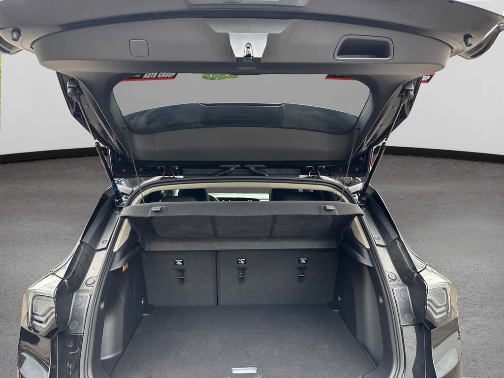 2024 Buick Encore GX Avenir photo 11