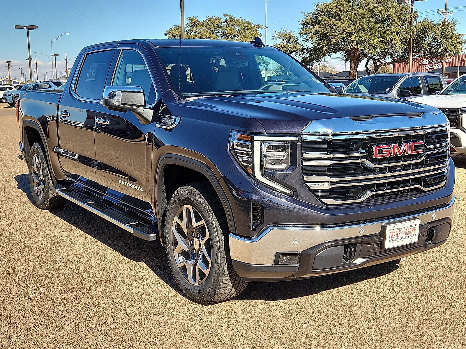 2026 Gmc Sierra 1500 SLT photo 4