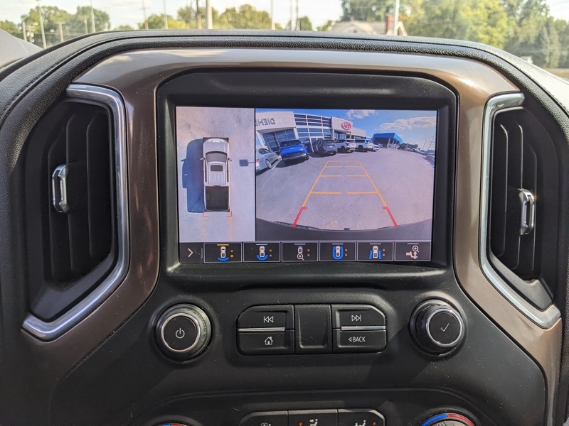 2019 Chevrolet Silverado 1500 High Country photo 15