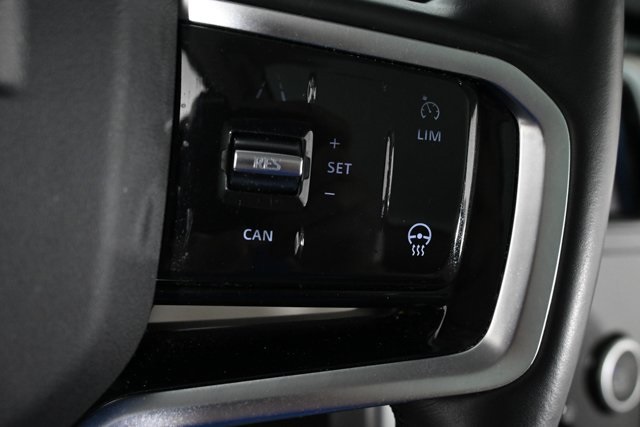 2022 Land Rover Discovery Sport SE photo 22