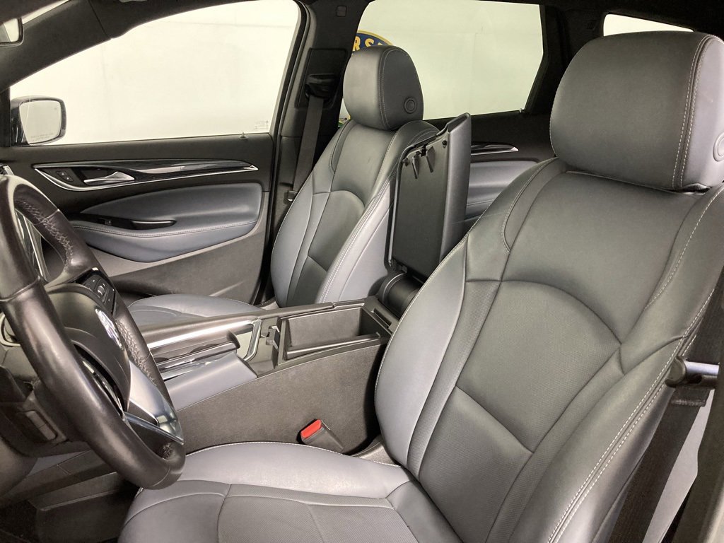 2023 Buick Enclave Essence photo 9
