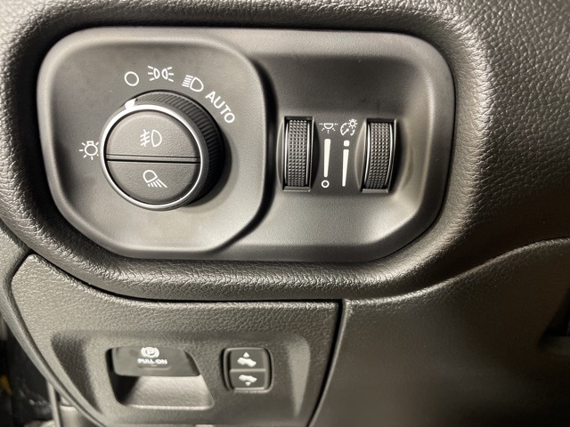 2025 Ram 1500 Big Horn Lone Star photo 25