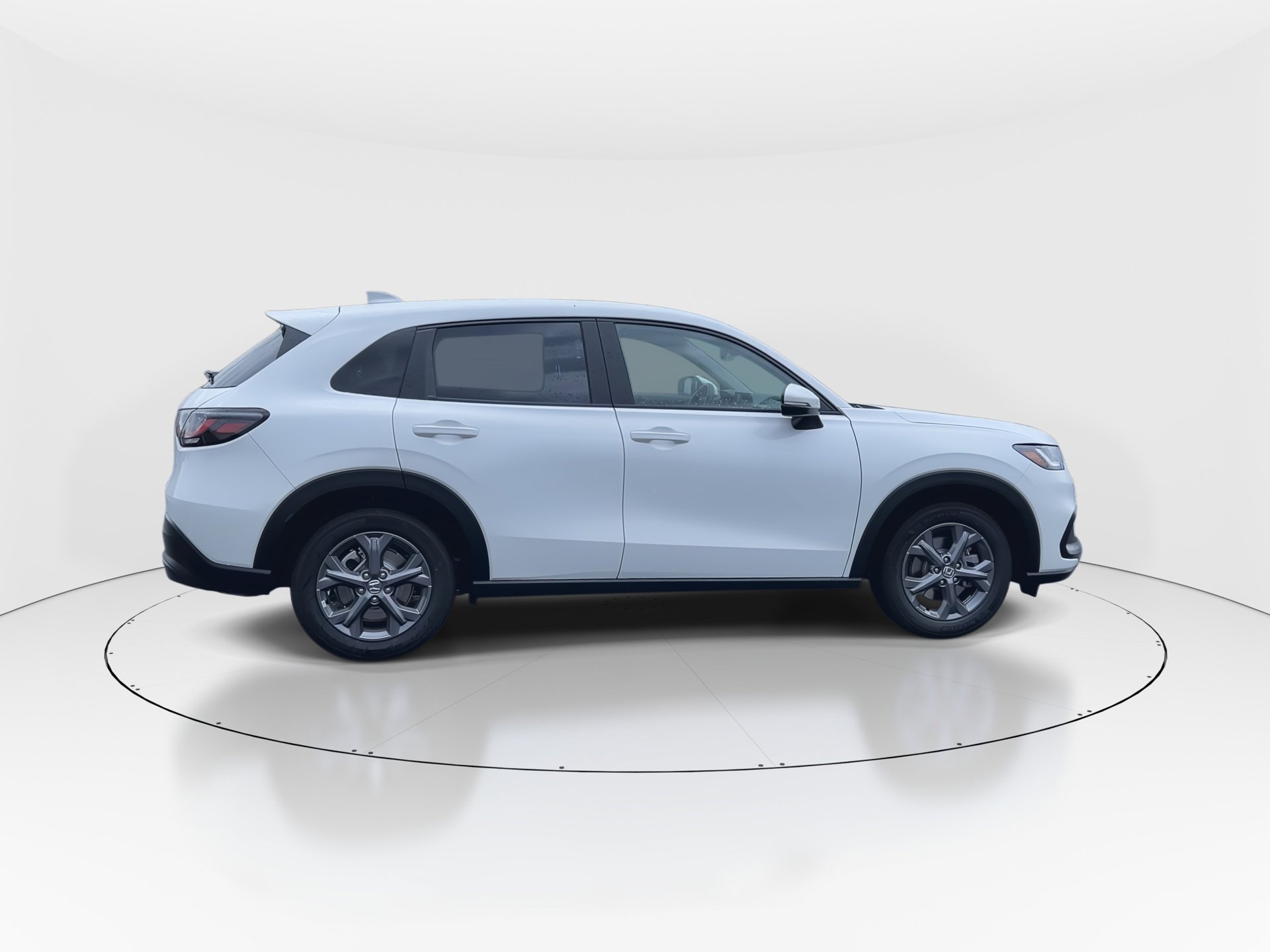 2026 Honda HR-V LX photo 9