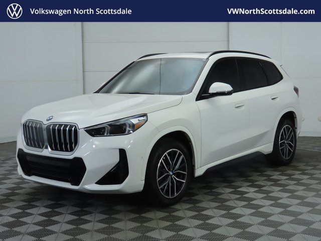 2023 BMW X1 28i's photo
