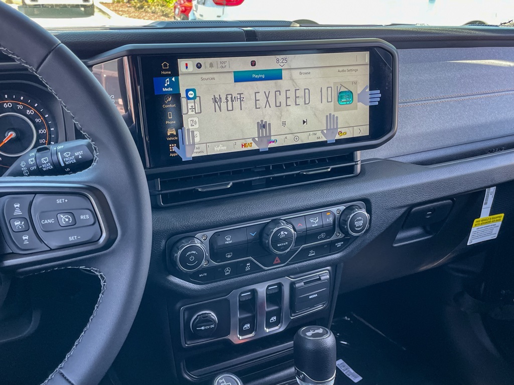 2025 Jeep Wrangler Sport S photo 23