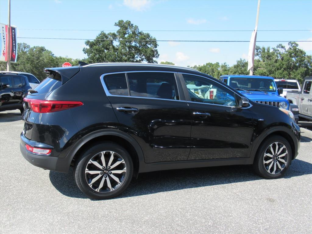 2017 Kia Sportage EX photo 6