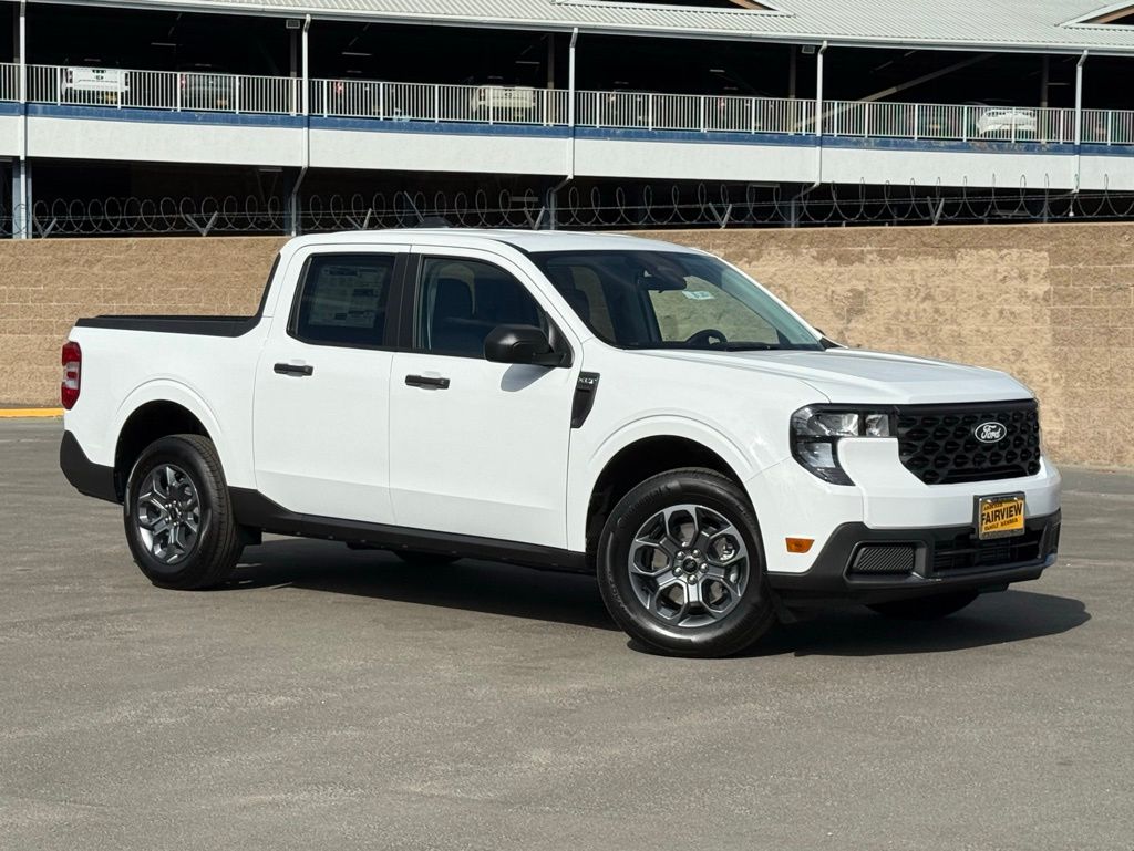 2025 Ford Maverick XLT's photo
