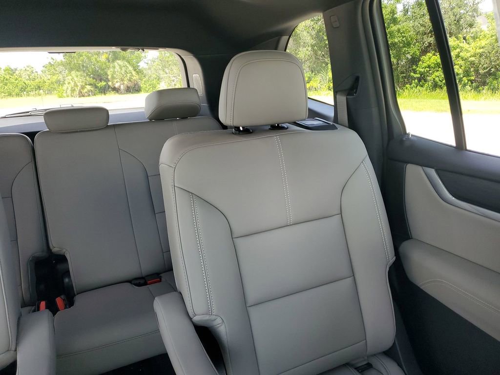 2026 Gmc Acadia Elevation photo 10