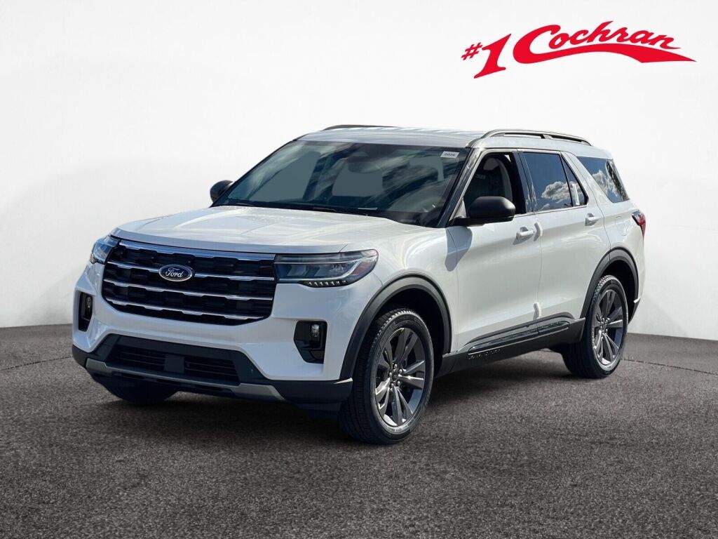 2026 Ford Explorer photo 3