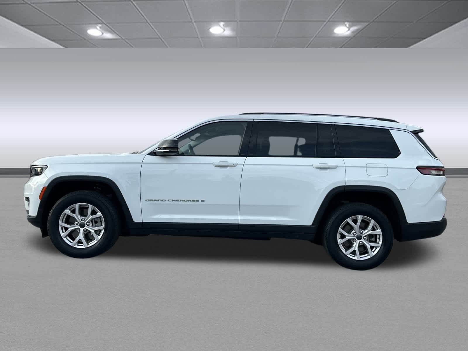 2021 Jeep Grand Cherokee Limited photo 4