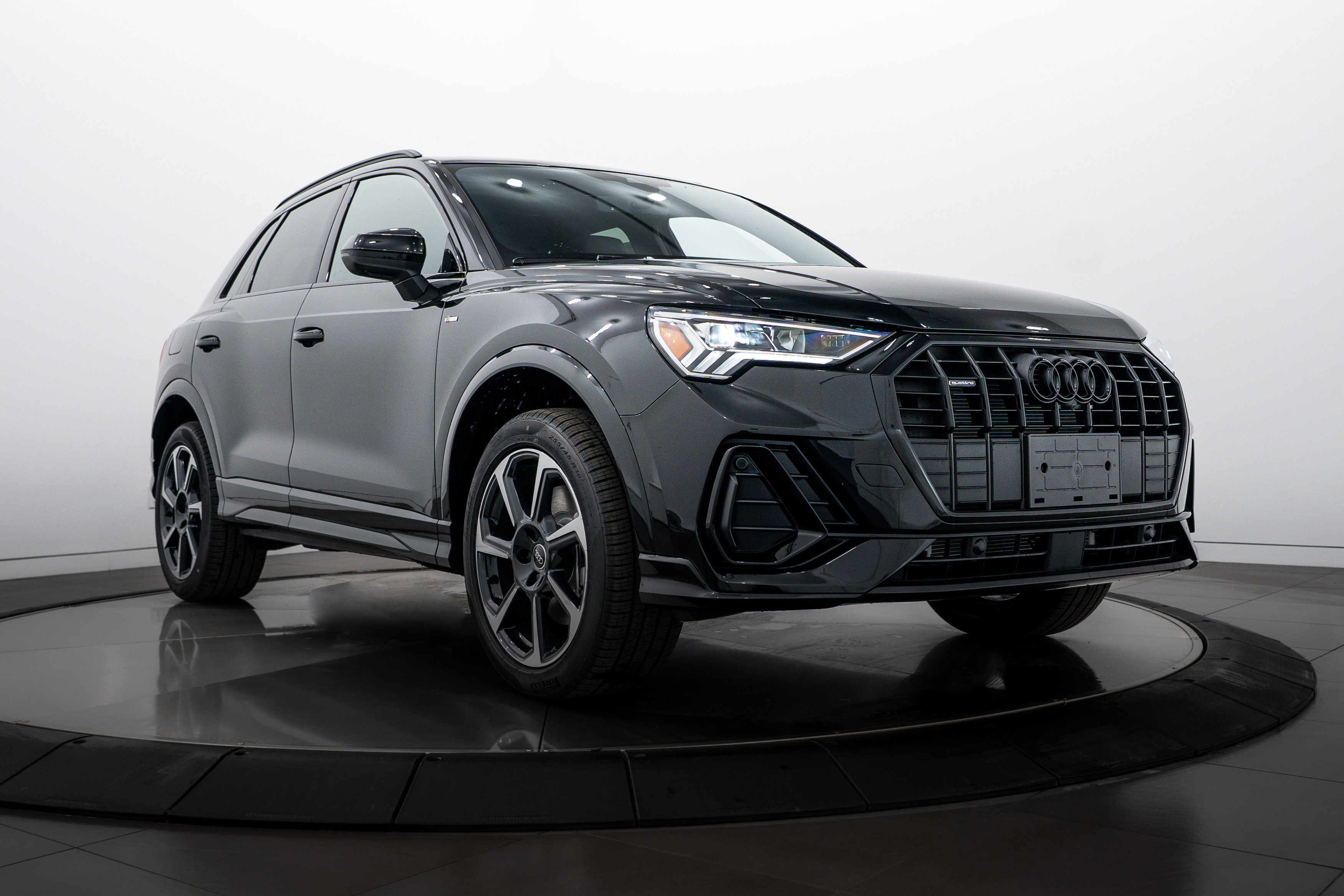 2025 Audi Q3 S Line Premium Plus's photo