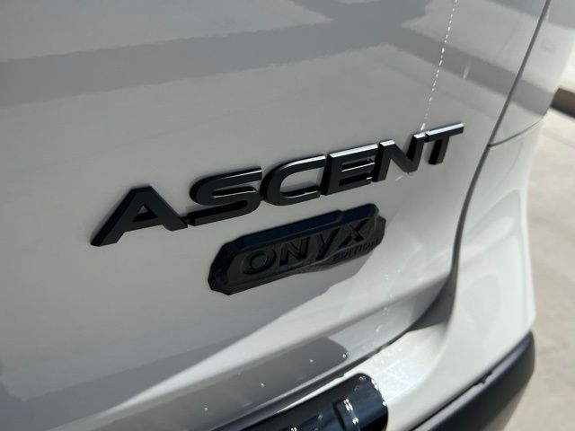 2025 Subaru Ascent Onyx Edition Touring photo 32
