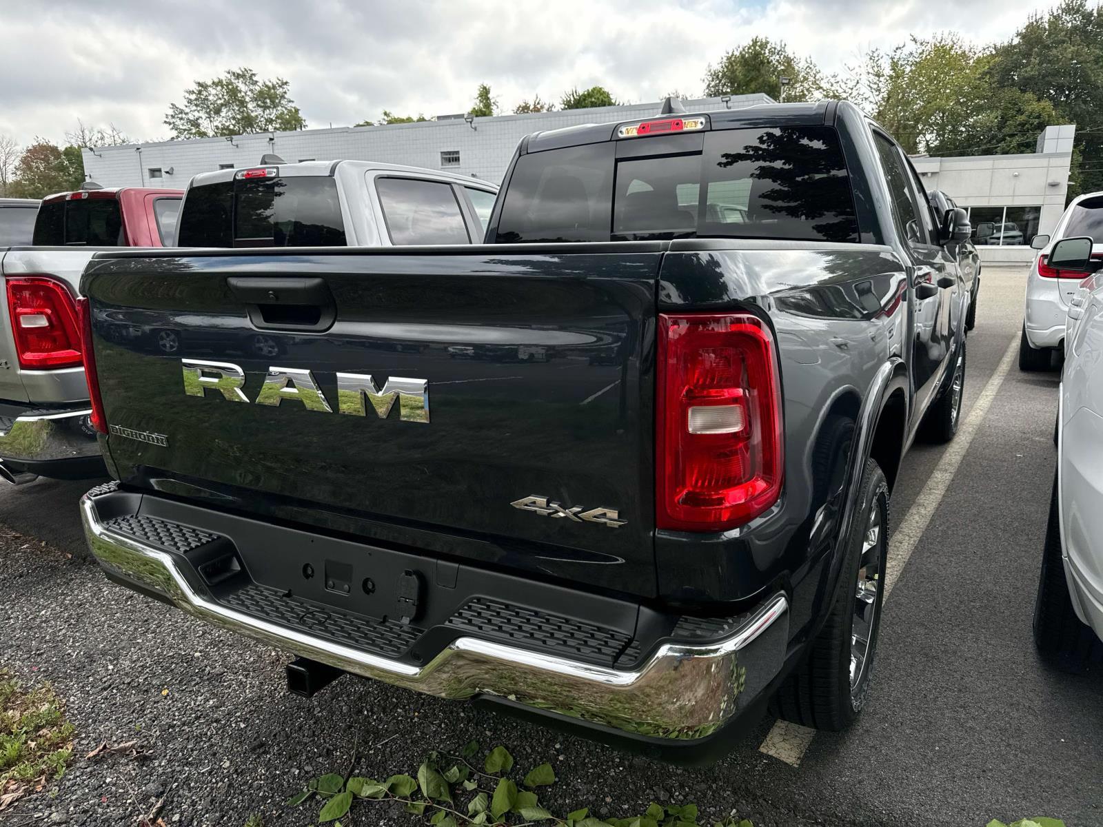 2025 Ram 1500 Big Horn photo 3