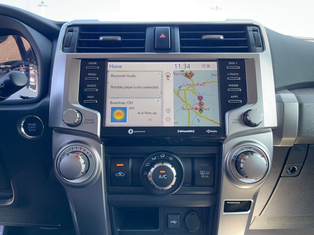 2020 Toyota 4Runner SR5 Premium photo 13