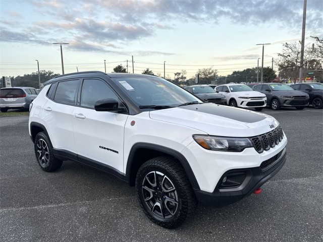 2026 Jeep Compass Trailhawk's photo