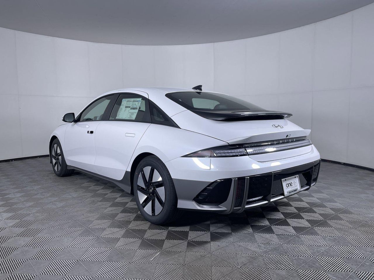 2025 Hyundai Ioniq 6 SE photo 7