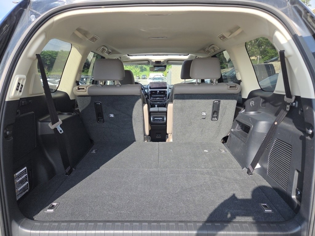 2023 Lexus GX 460 Premium photo 30