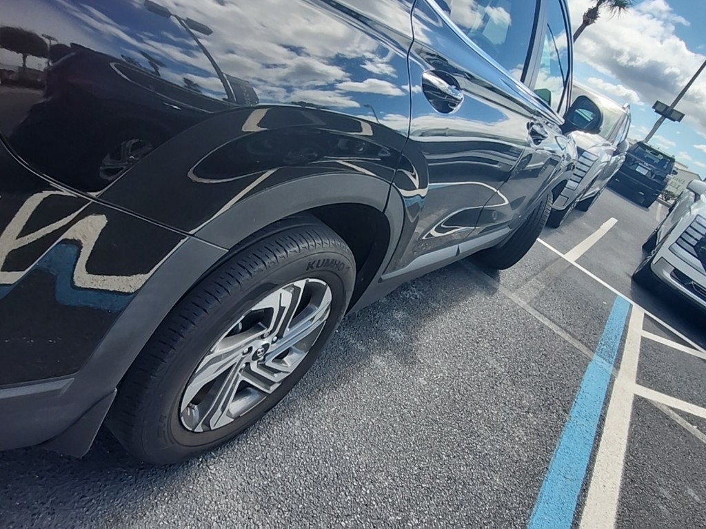 2023 Hyundai Santa Fe SE