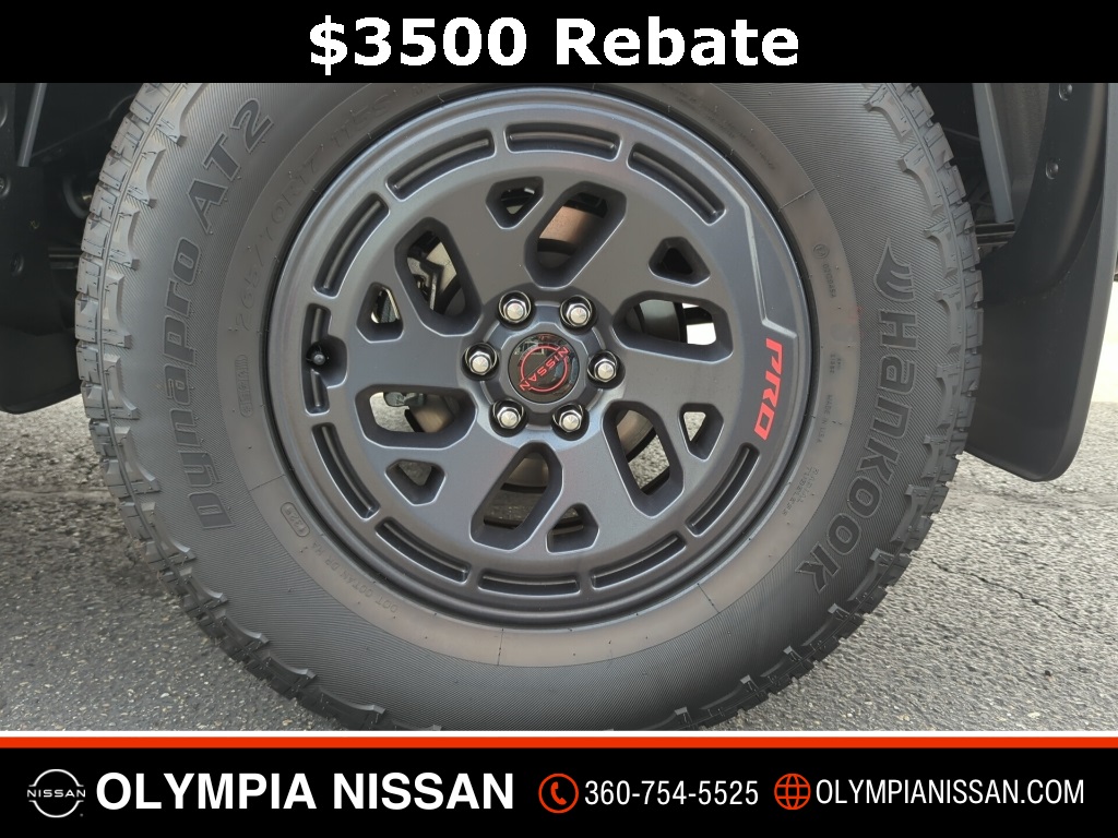 2025 Nissan Frontier Crew Cab PRO-4X photo 8