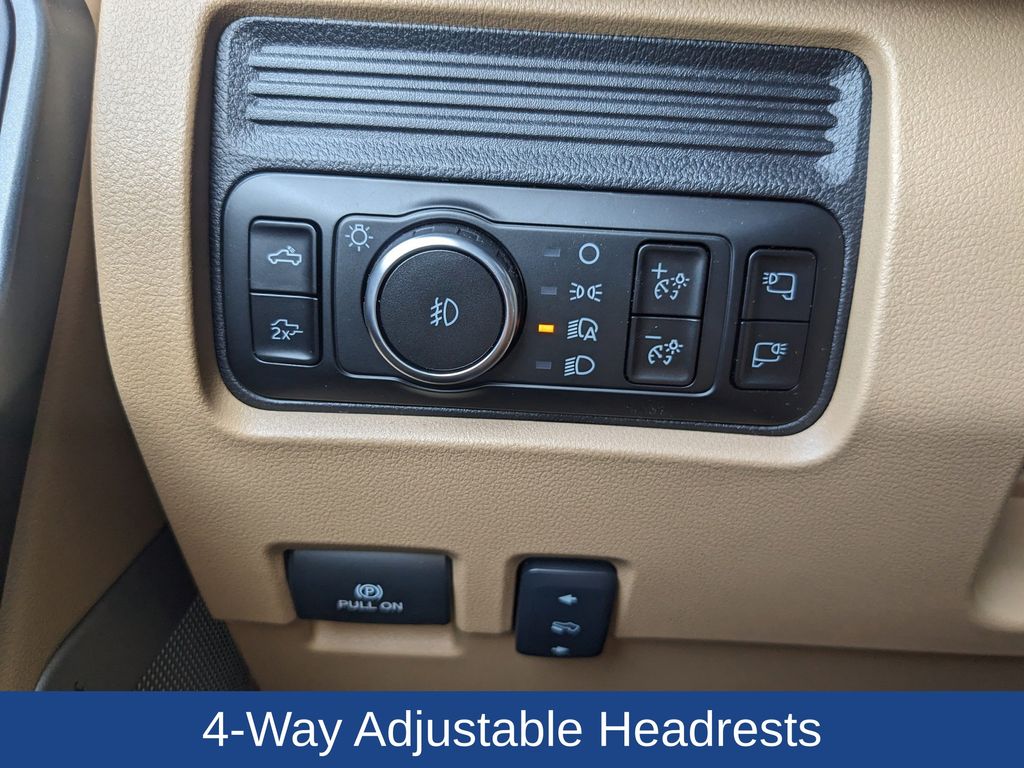 2025 Ford F-250 Lariat photo 28