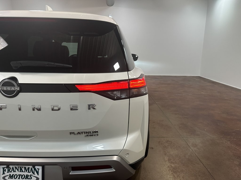 2024 Nissan Pathfinder Platinum photo 41