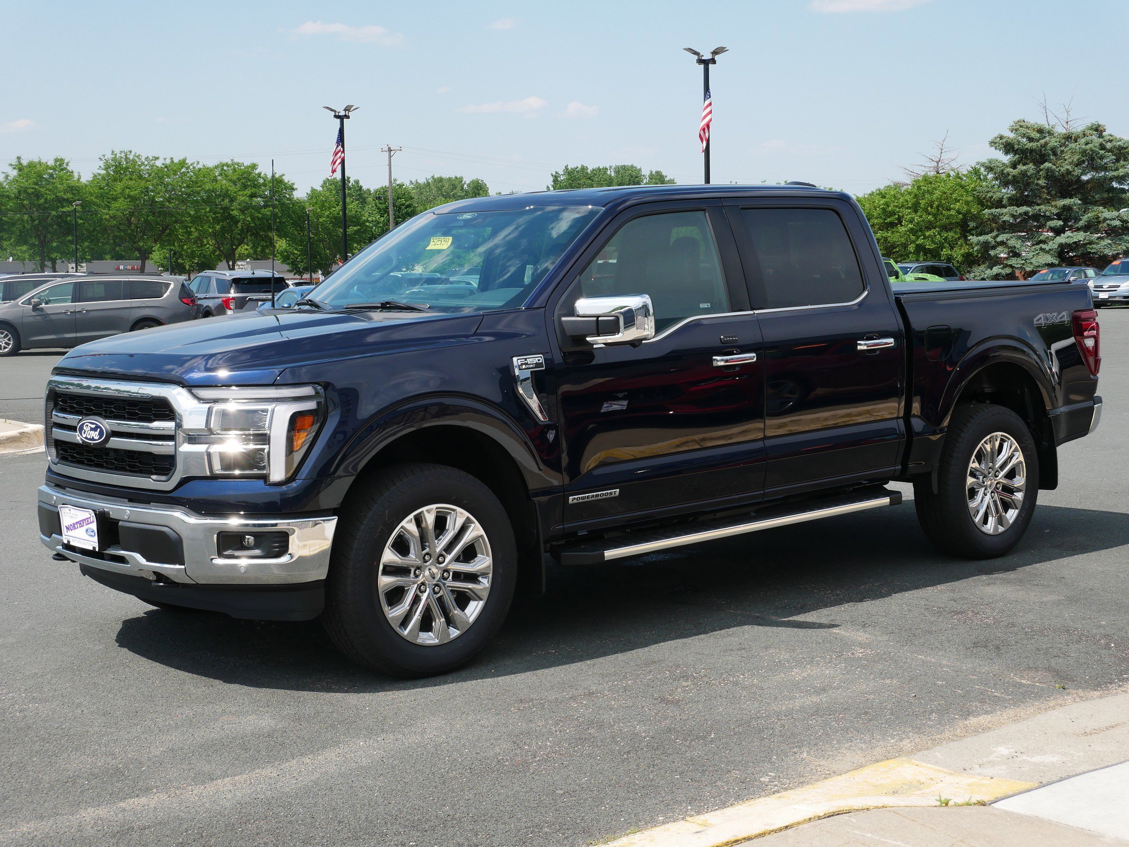 2025 Ford F-150 Lariat photo 4