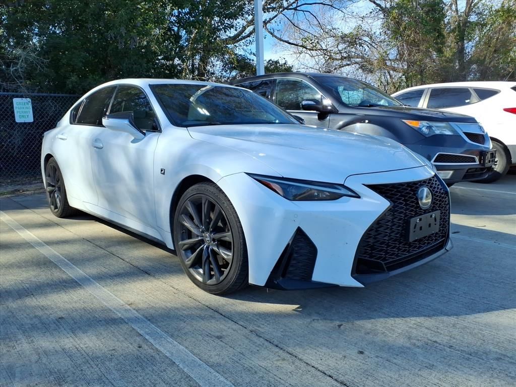 2021 Lexus IS Base's photo