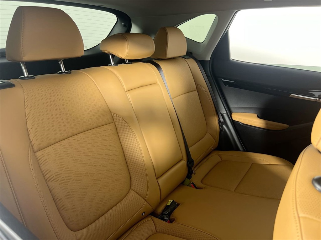 2025 Kia Seltos EX photo 27