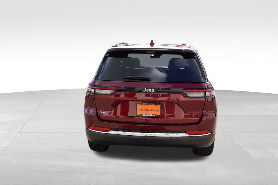 2023 Jeep Cherokee 4xe photo 5